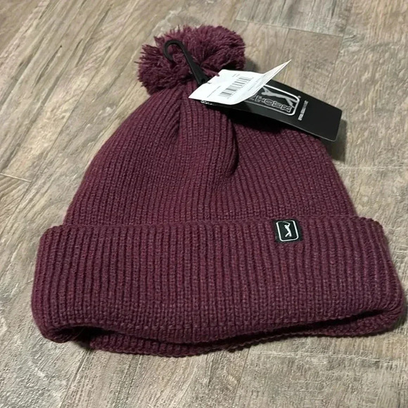 PFA Tour Knit Cuffed Pom Pom Beanie, fleece lined insulated, Burgandy - OSFM - Picture 1 of 6